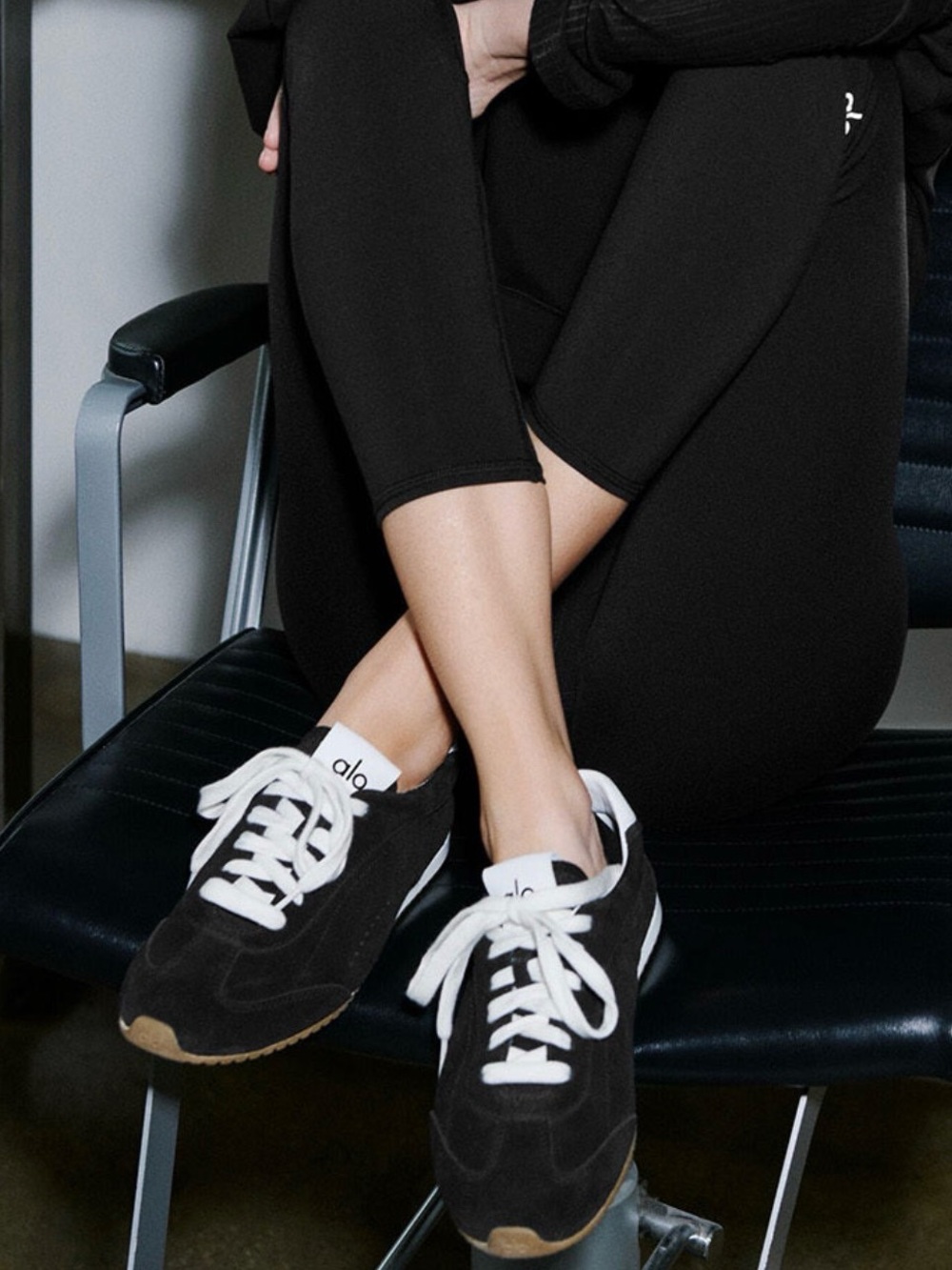 Alo Sunset Sneaker - Black